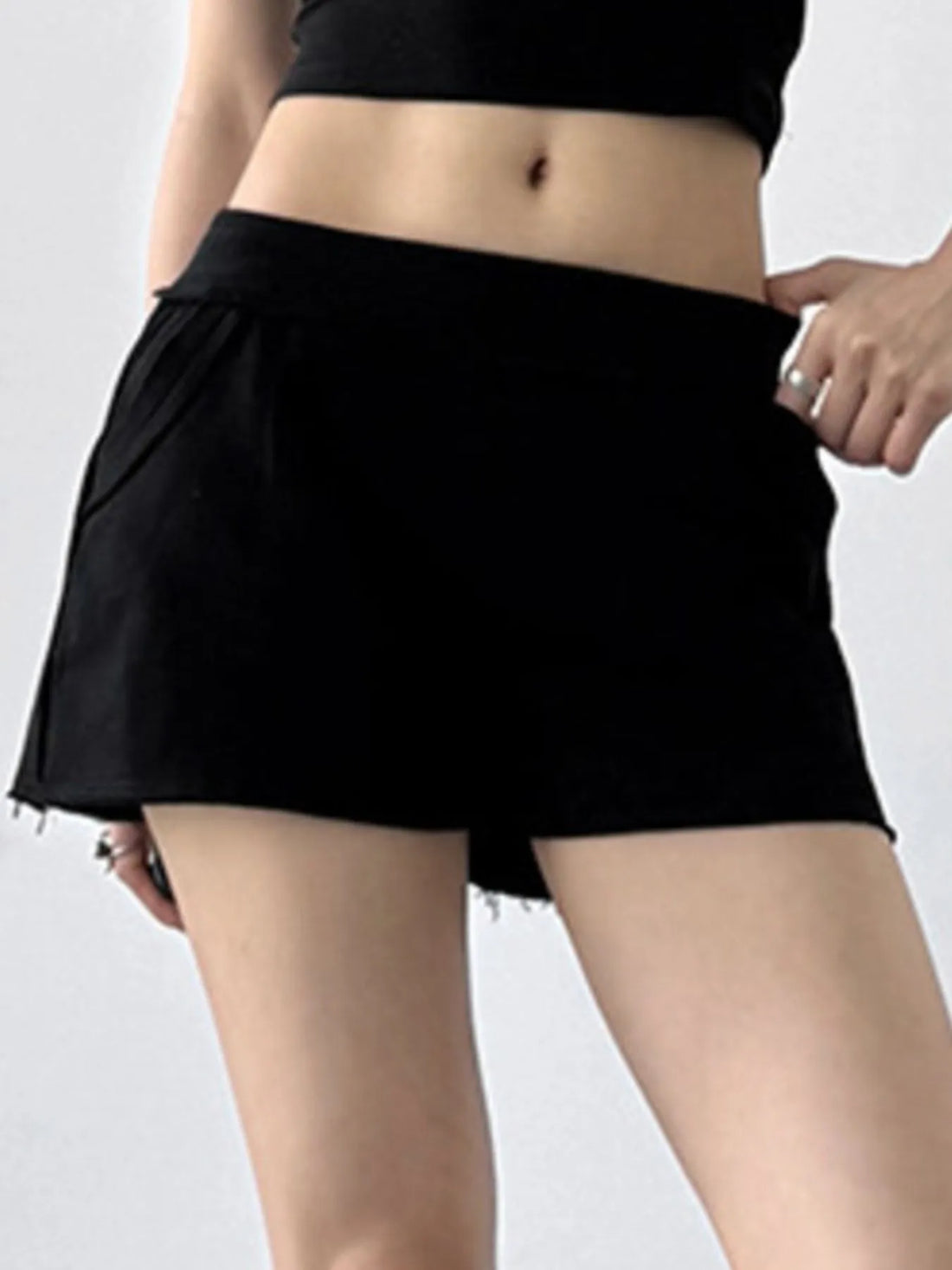 Letter Back Shorts - cas7m