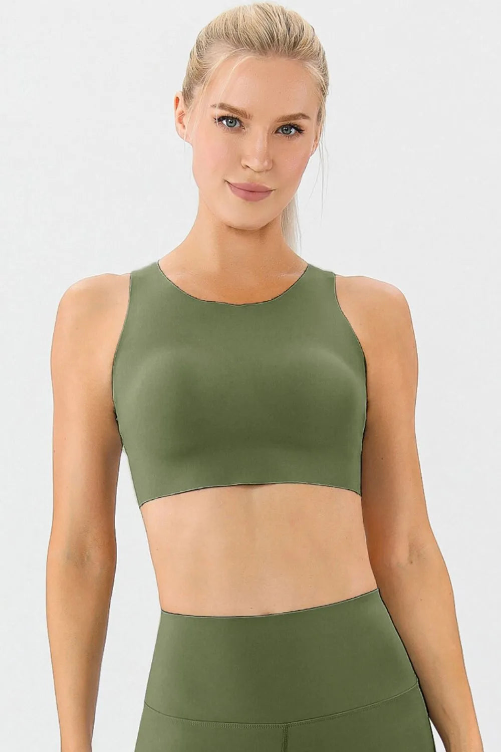 Round Neck Wide Strap Active Bra - cas7m