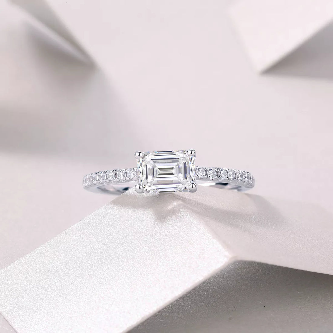 1 Carat 925 Sterling Silver Moissanite Geometric Ring - cas7m