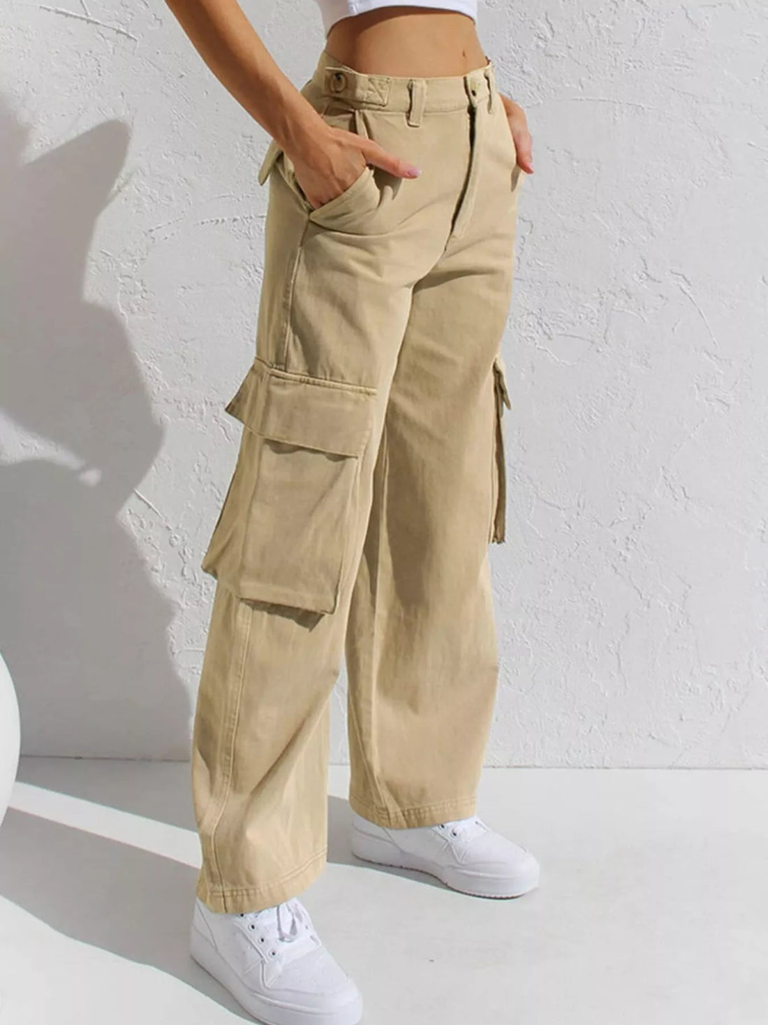 High-Waisted Wide Leg Cargo Jeans - cas7m