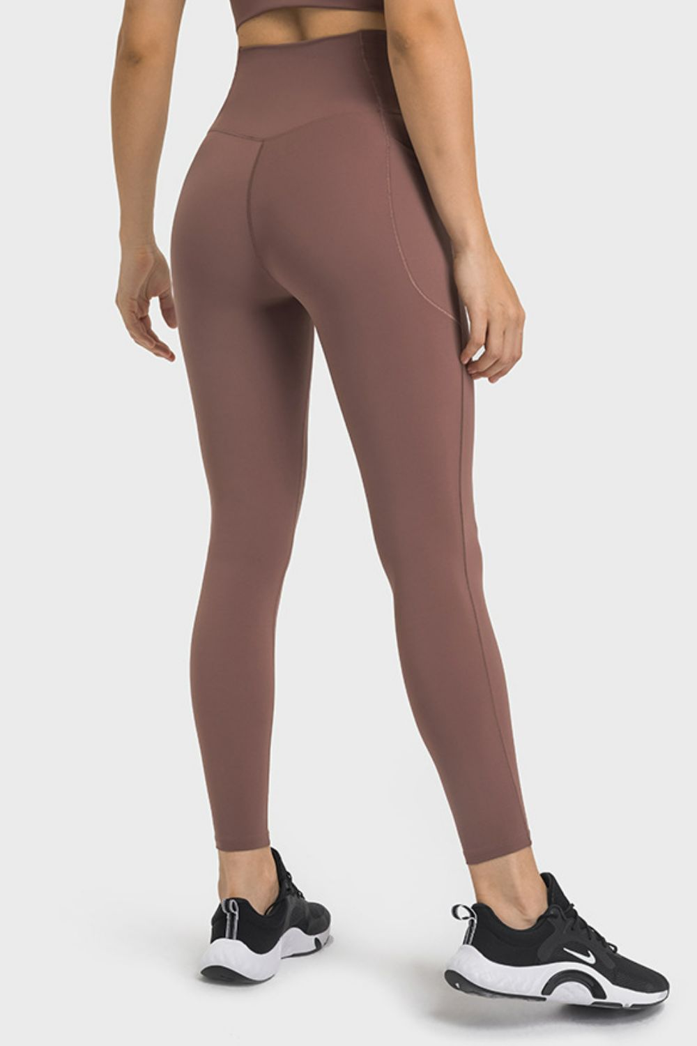 Millennia V-Waist Yoga Leggings with Pockets - cas7m