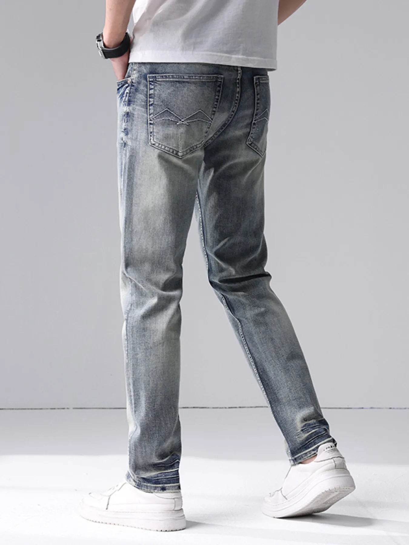 Men's Washed Slim Fit Jeans - cas7m