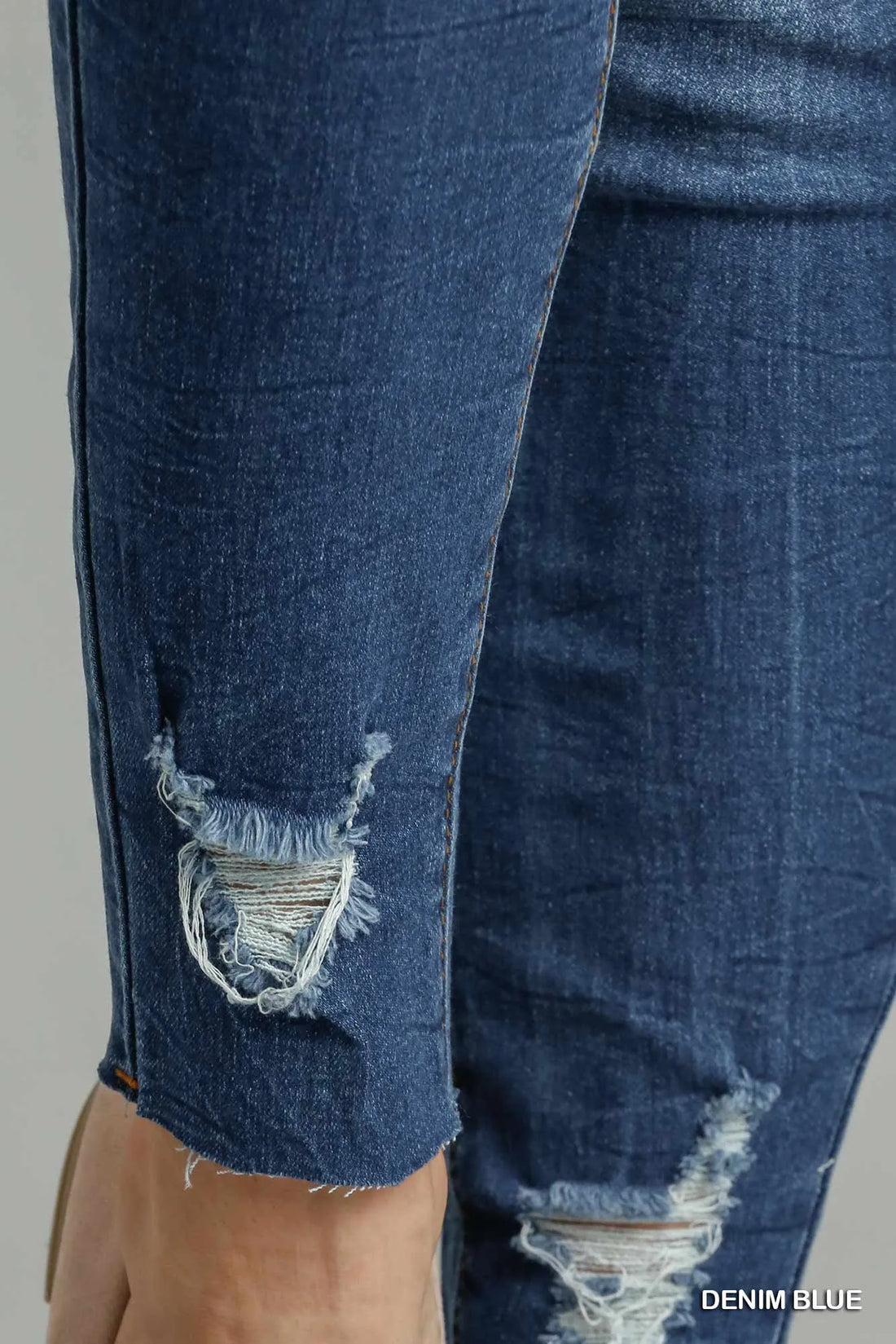 Umgee Distressed Skinny Jeans with Pockets - cas7m