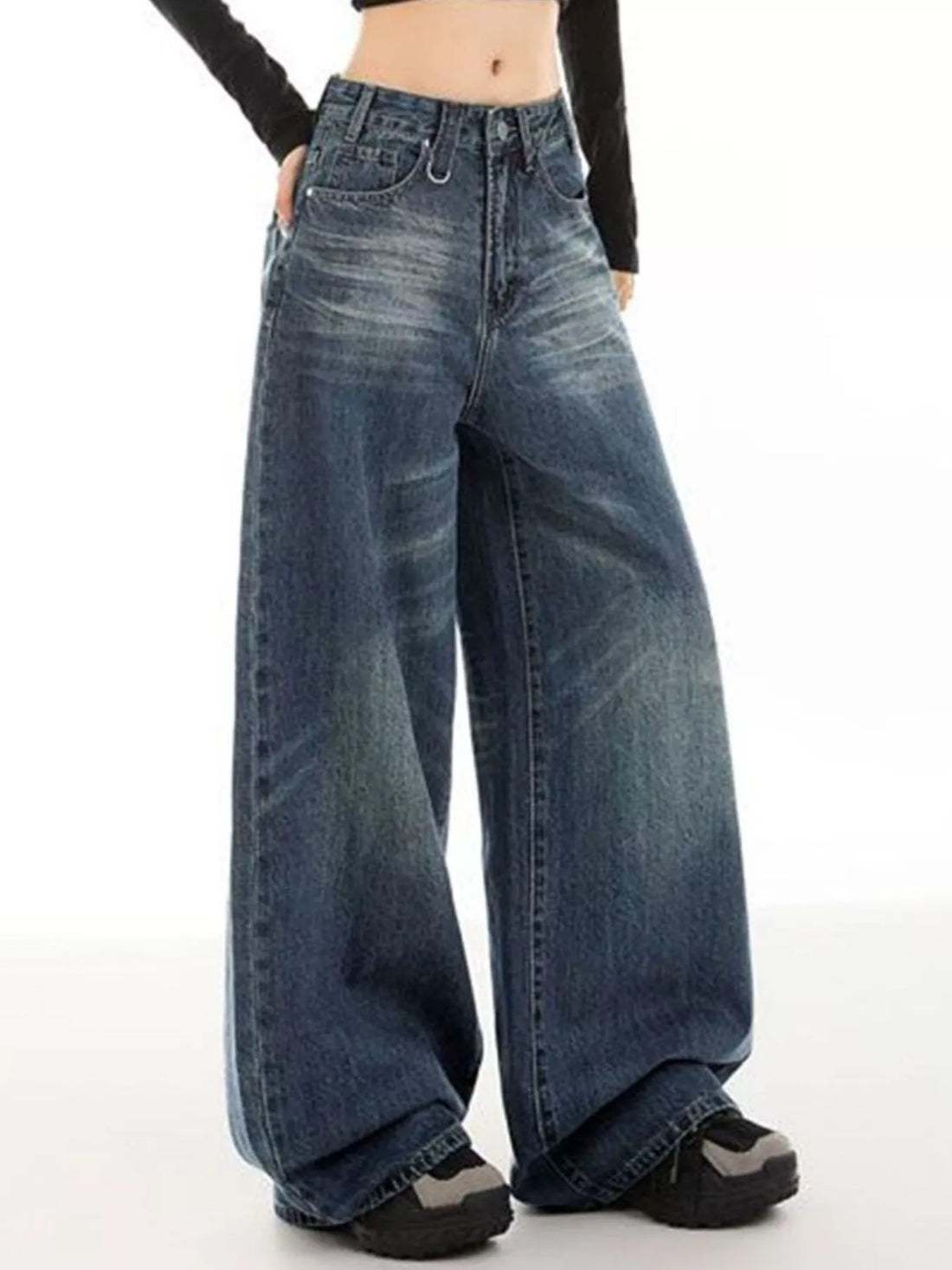 Vintage Wash Wide Leg Jeans - cas7m