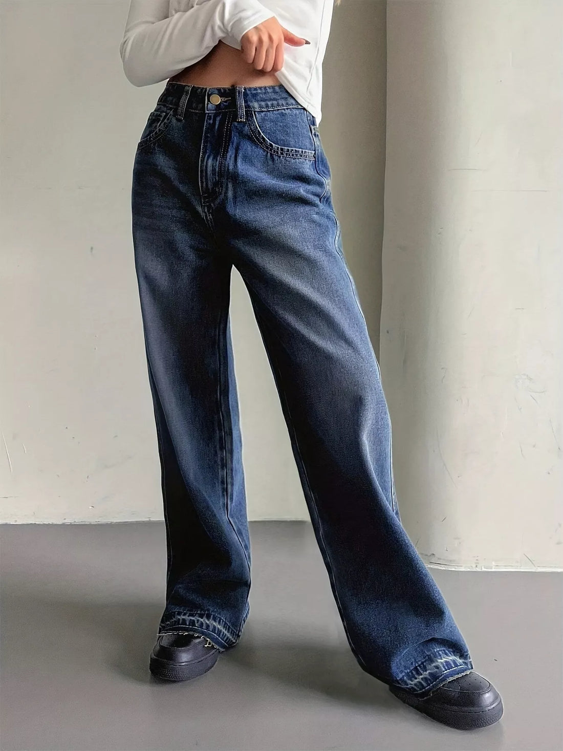Wide Leg Vintage Wash Jeans - cas7m