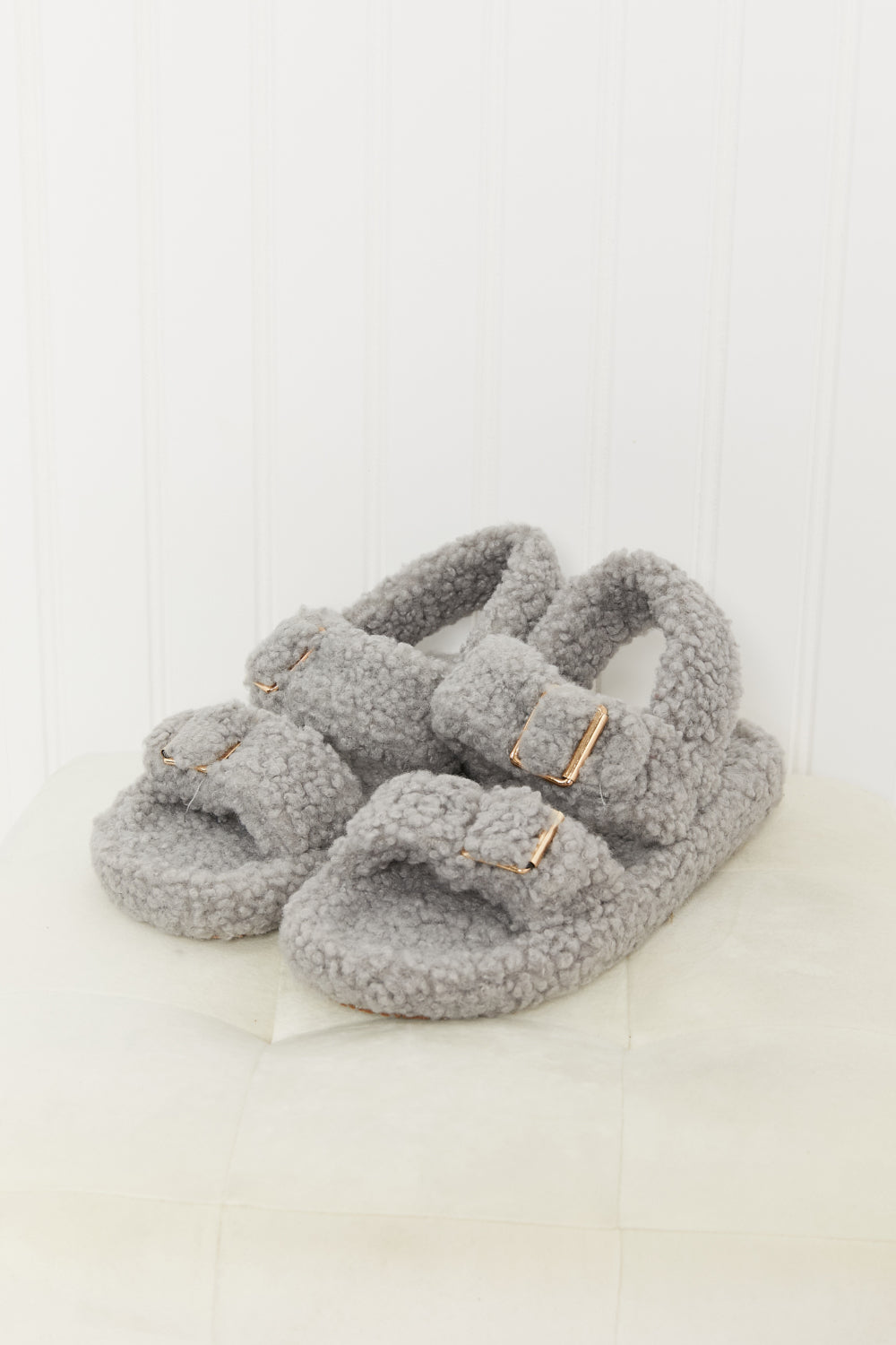 Qupid Cozy Atmosphere Faux Fur Buckled Sandals in Grey - cas7m