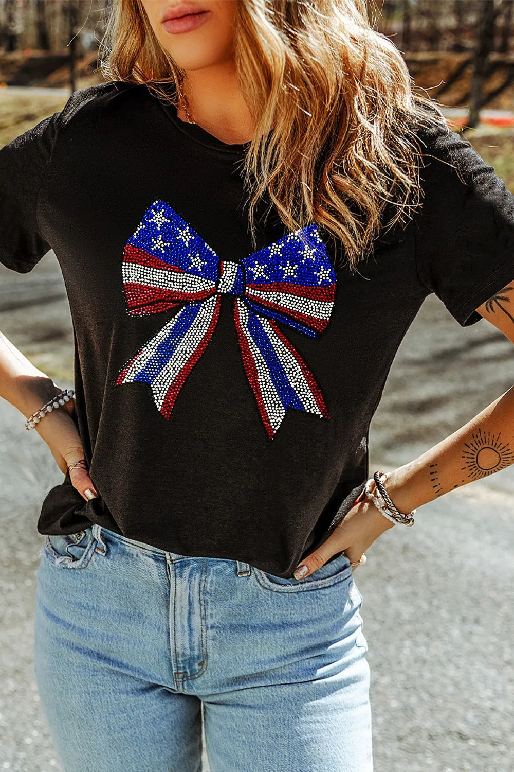 Bow Rhinestone Round Neck T-Shirt - cas7m