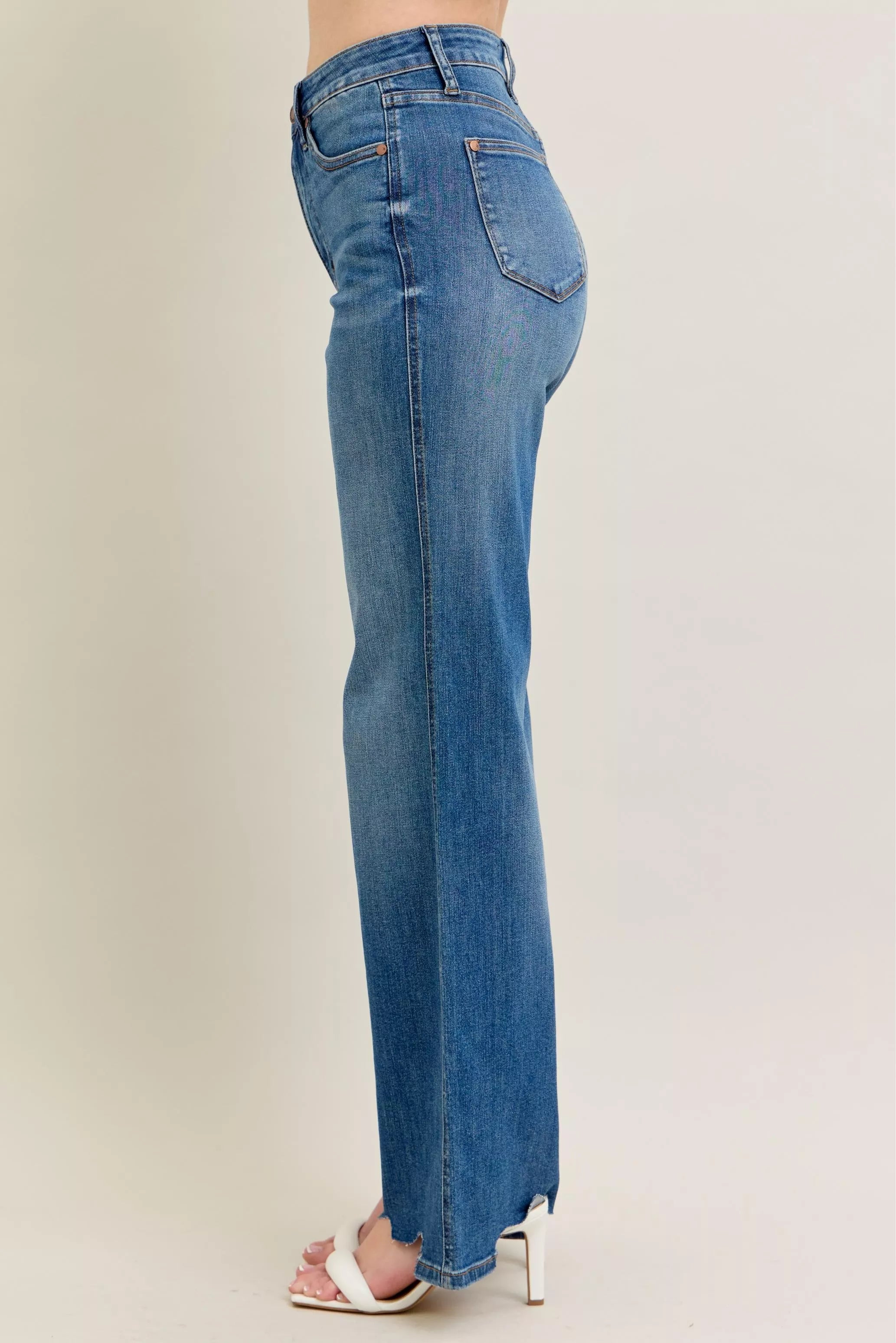 Judy Blue Full Size High Waist Tummy Control Chew Hem Destroy Wide Jeans Plus Size - cas7m