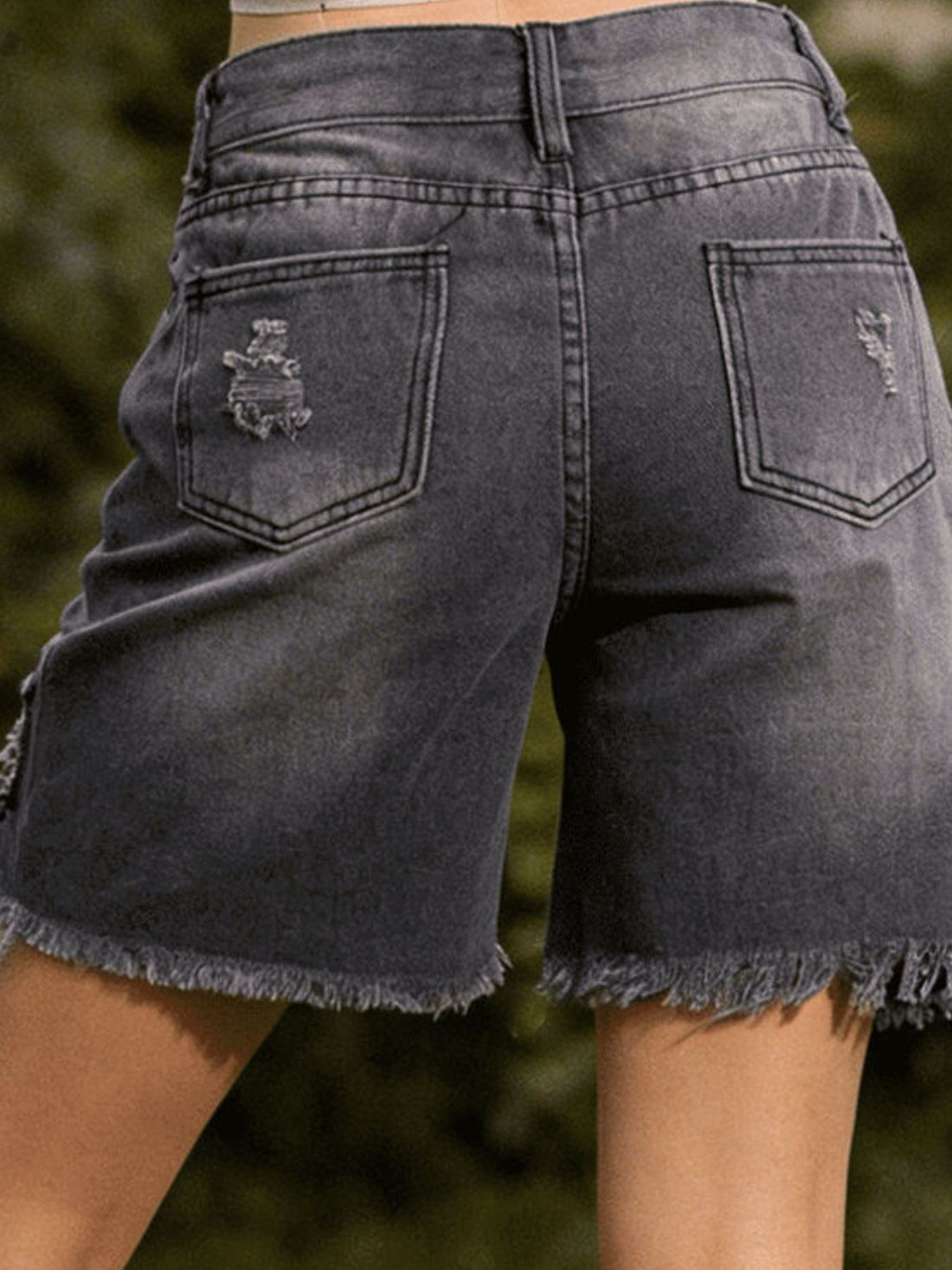 Full Size Ripped Frayed Hem Denim Shorts Plus Size - cas7m