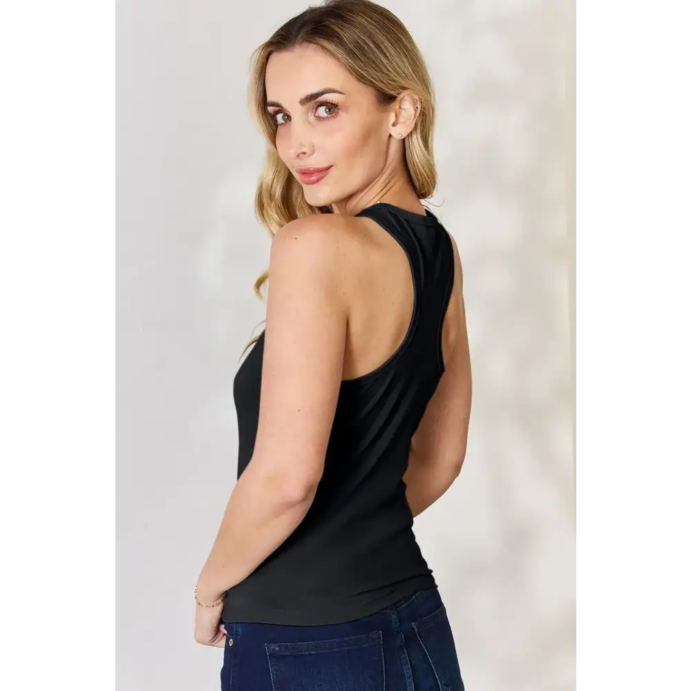 701a8a5b-5a25-4ea7-8447-66dfa80dbe46-Max