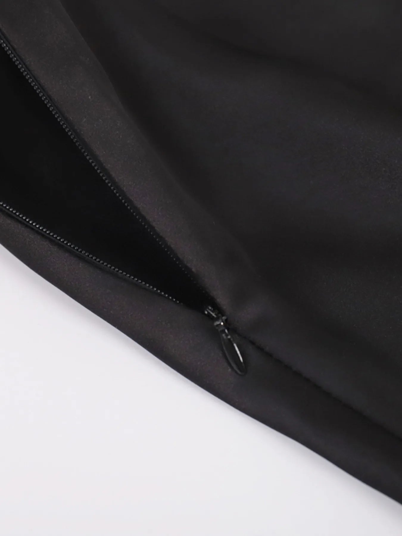 High-Waisted Maxi Skirt - cas7m