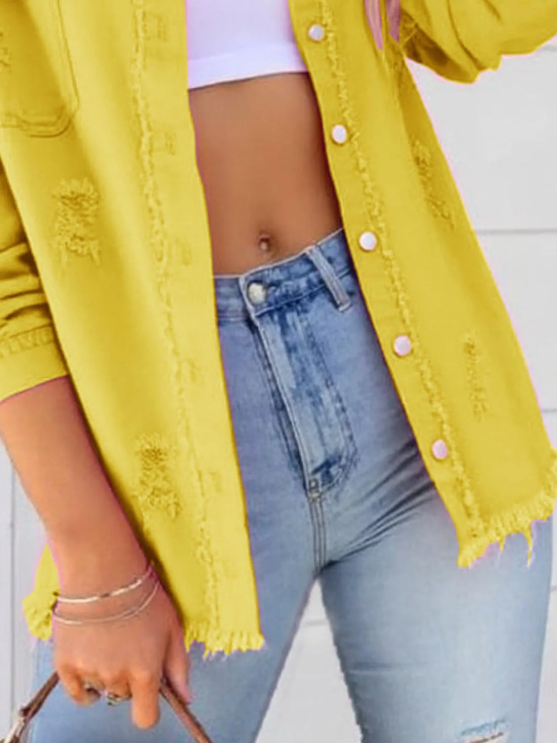 Distressed Denim Jacket with Frayed Edges - cas7m