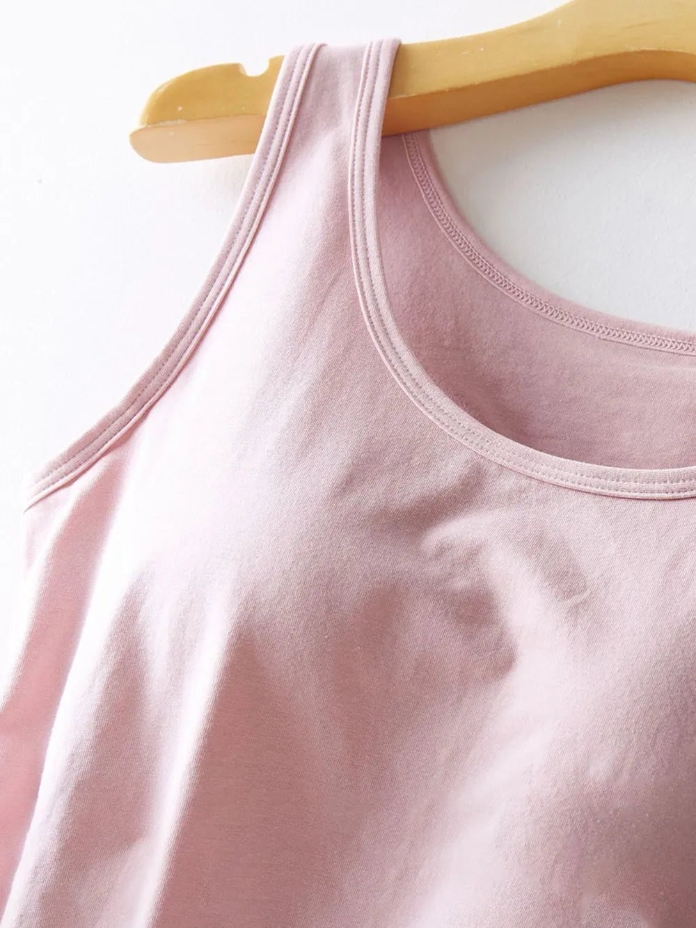 Round Neck Tank with Bra - cas7m
