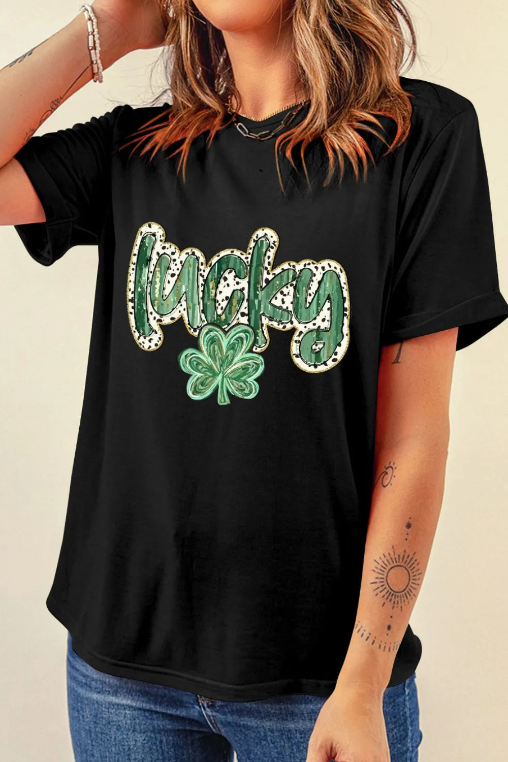 Lucky Clover Graphic T-Shirt - cas7m