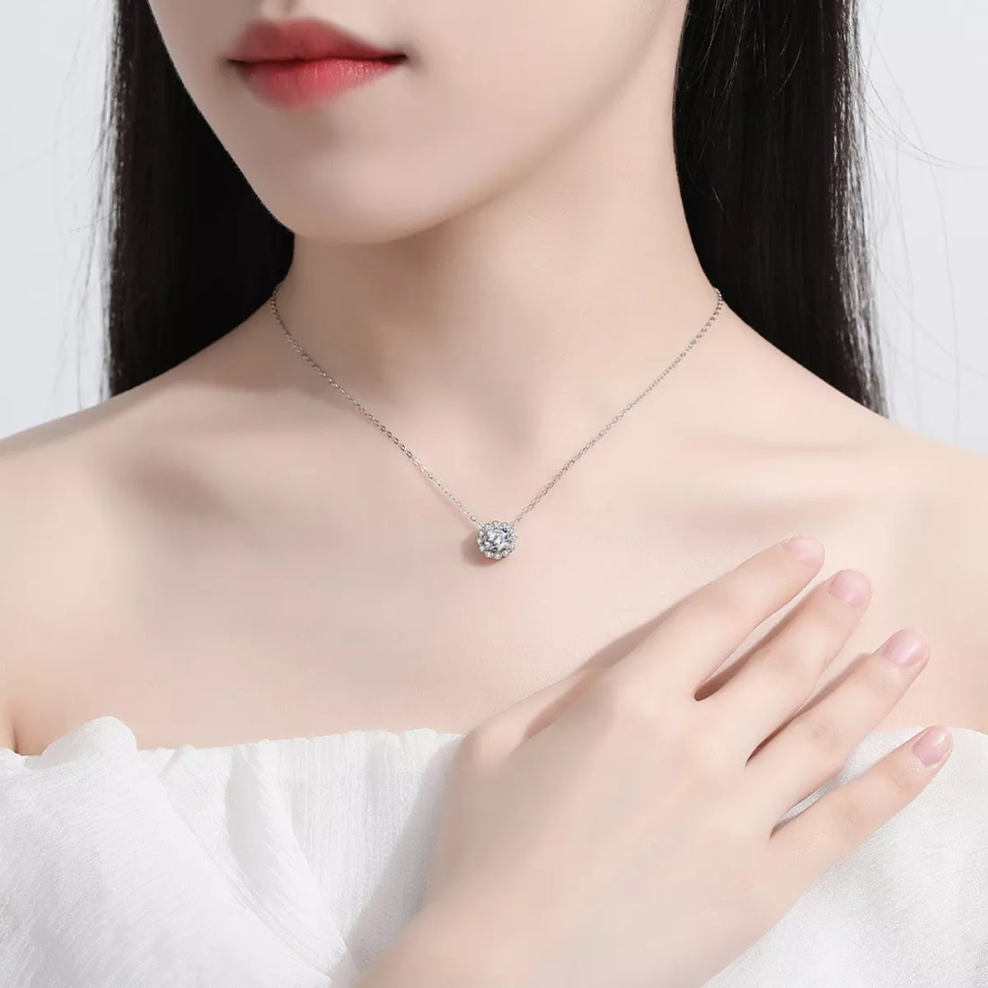 1 Carat Moissanite 925 Sterling Silver Flower Necklace - cas7m