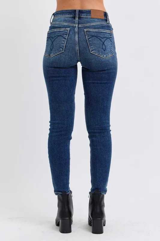 Judy Blue Full Size Run Mid-Rise Waist Skinny Jeans with Thermal Lining - cas7m