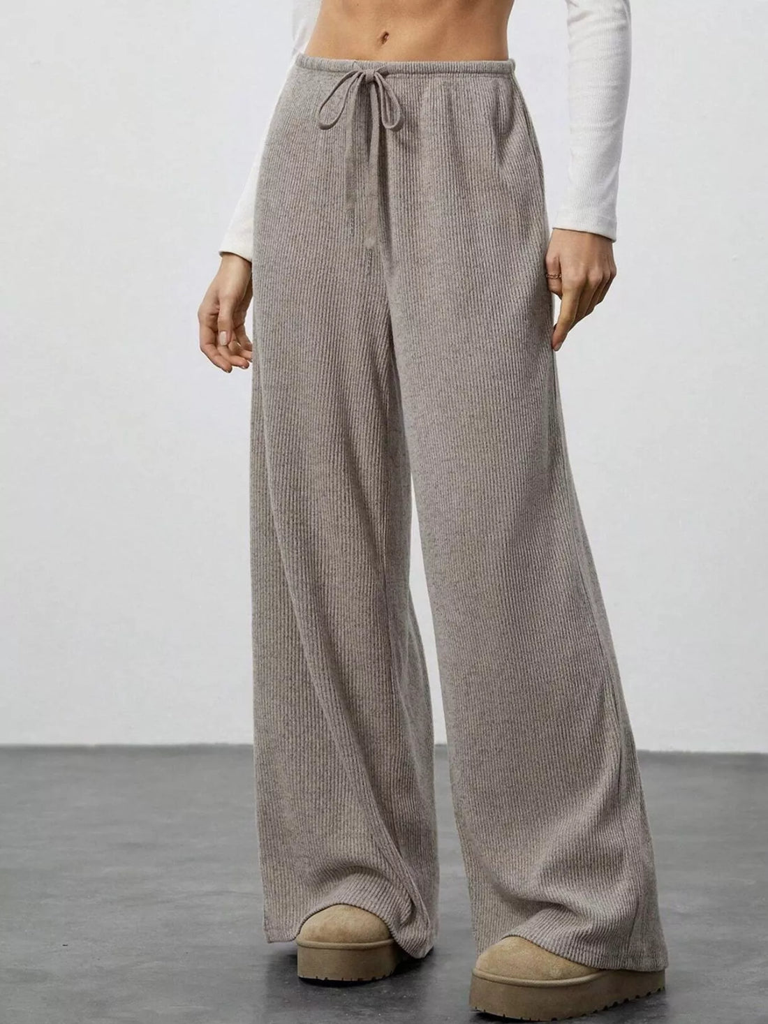Relaxed Fit Wide Leg Pants - cas7m