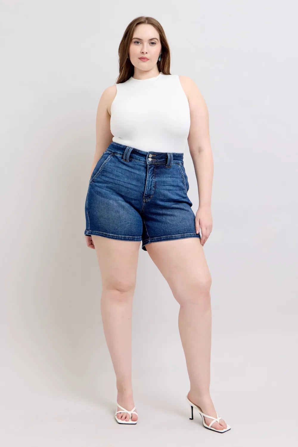 High-Waist Double-Button Denim Shorts - Stylish & Comfortable Fit - cas7m