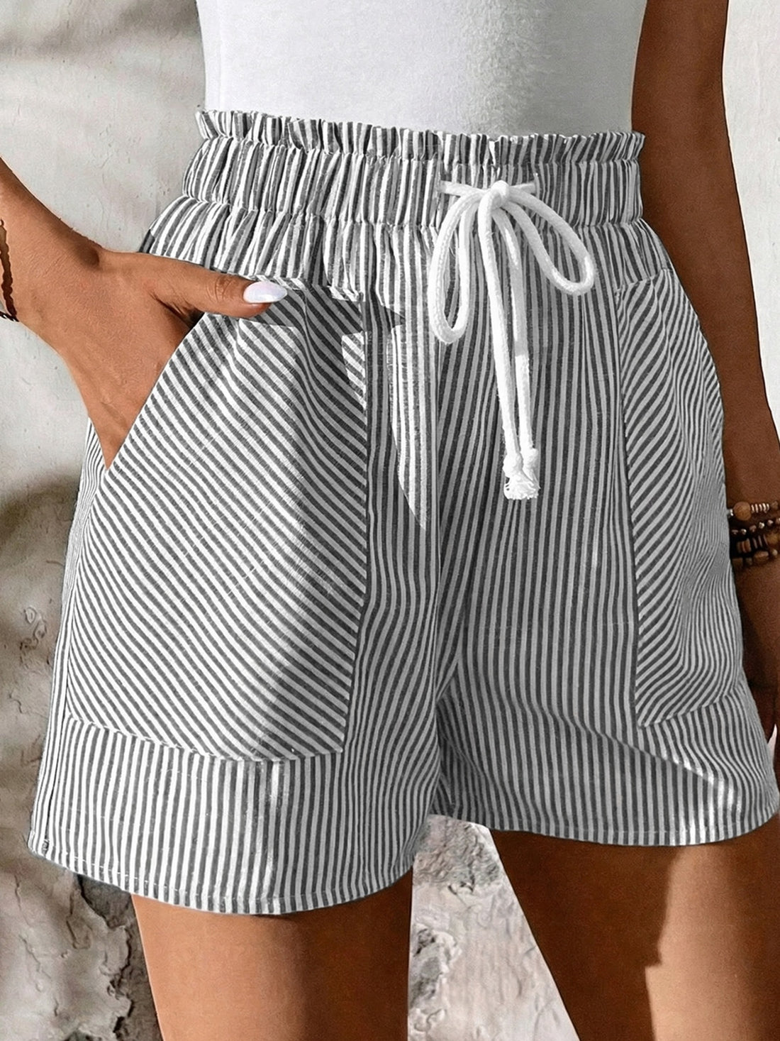 Striped Elastic Waist Drawstring Shorts - cas7m