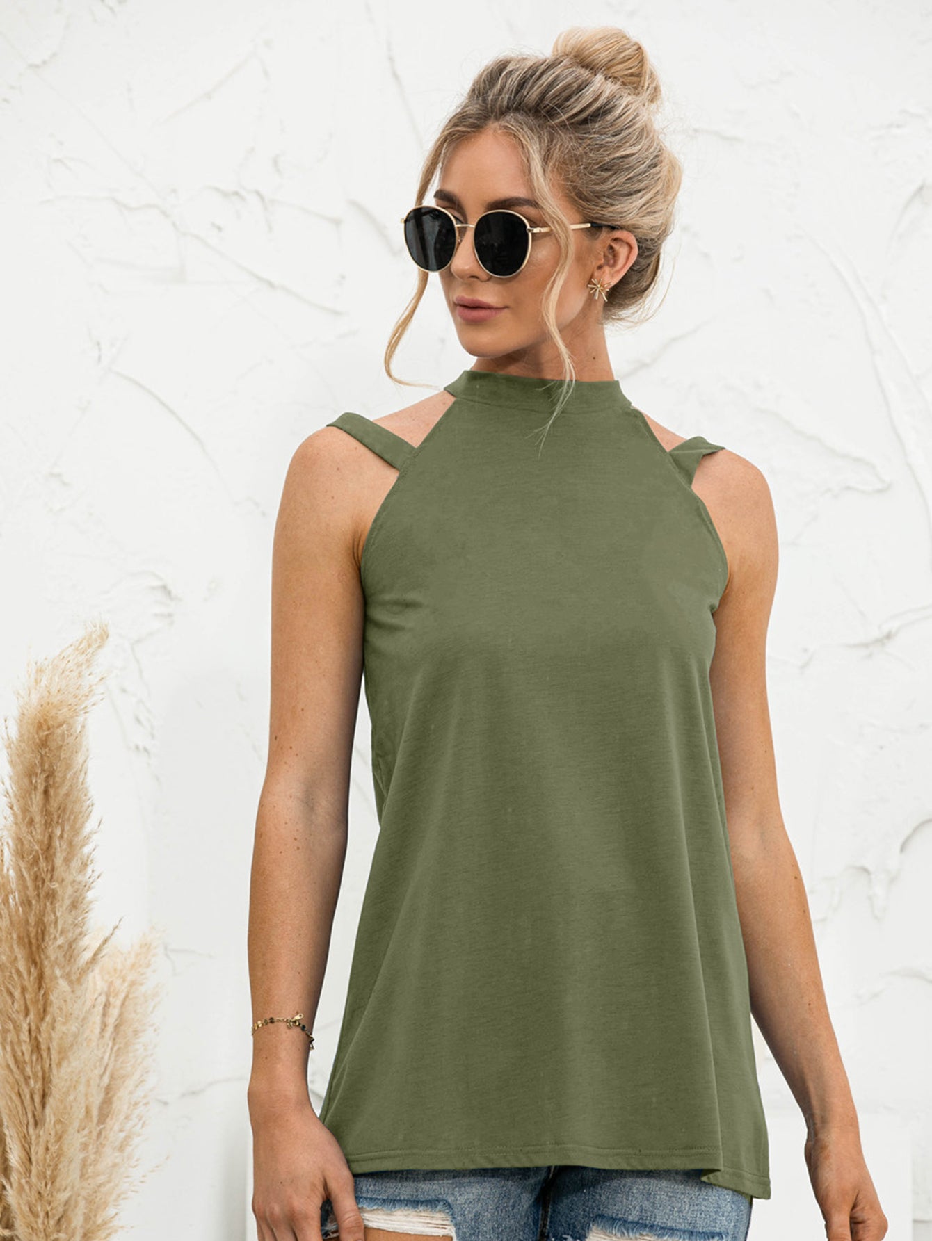 Cutout Mock Neck Tank - cas7m
