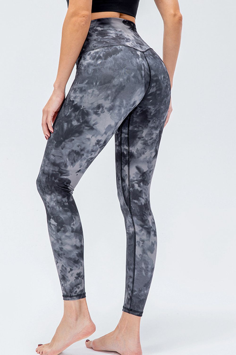Sporty Breathable Slim Fit Leggings - High Stretch Nylon Blend - cas7m