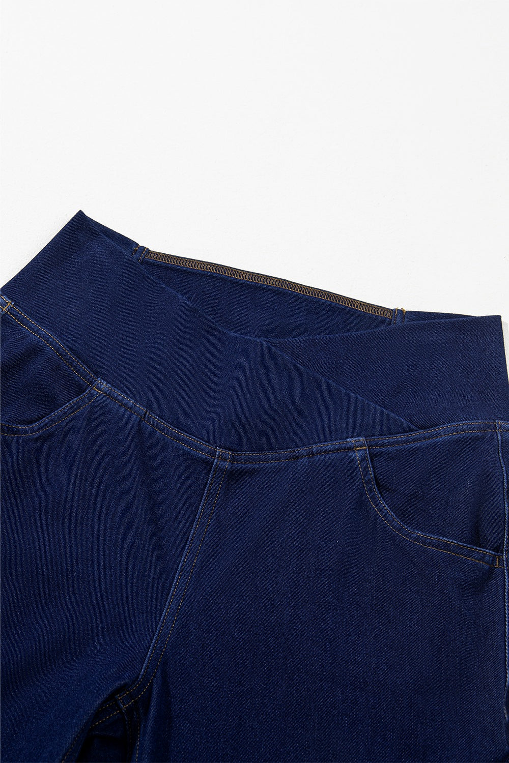 High-Waisted Flare Jeans - cas7m