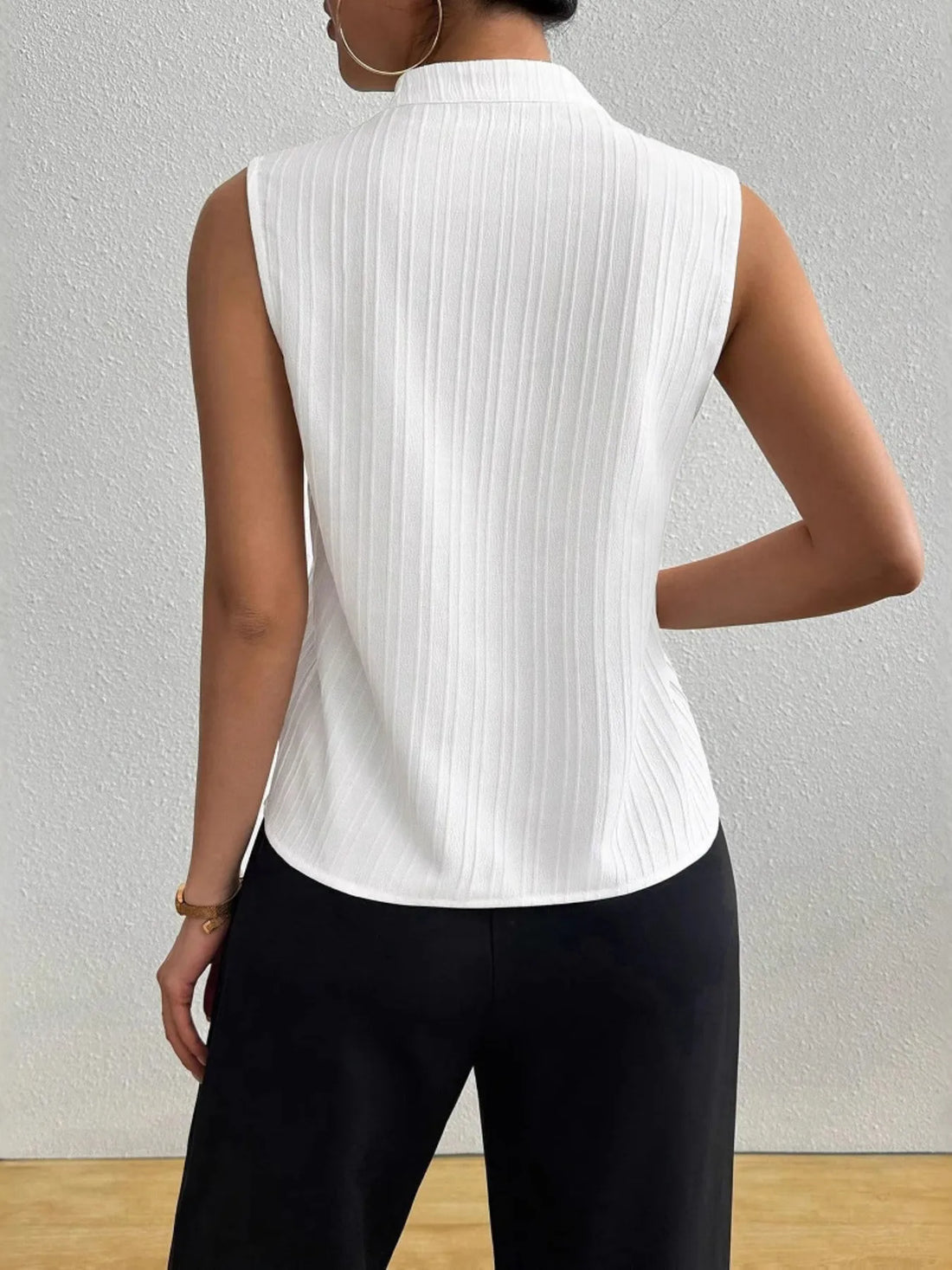 Textured Notched Tank - cas7m