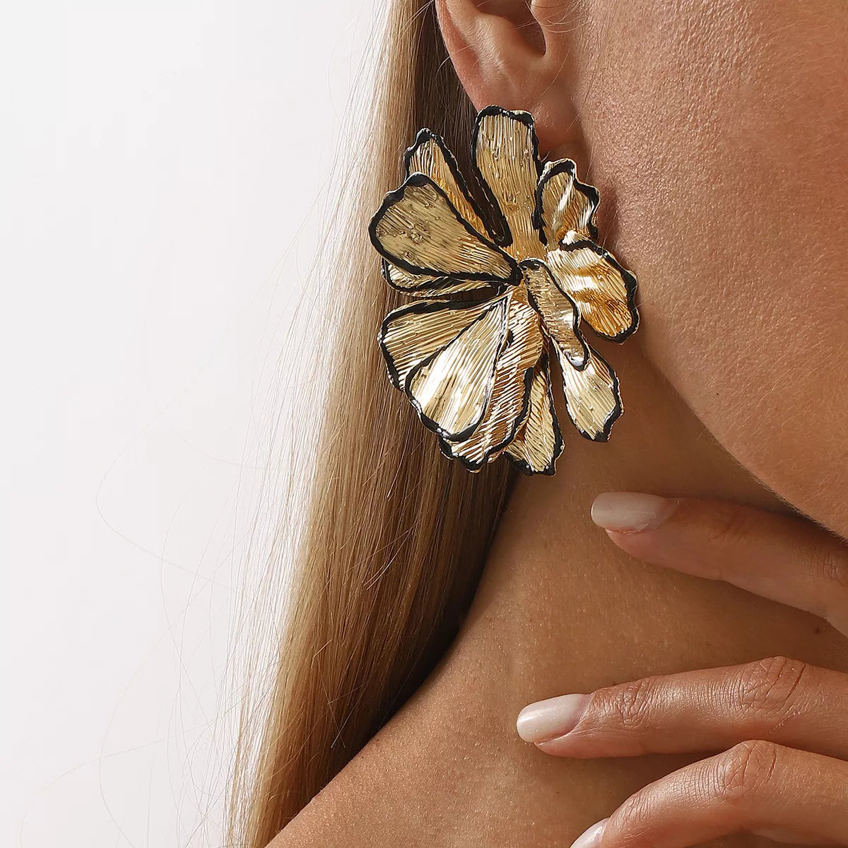18K Gold-Plated Flower Stud Earrings - cas7m