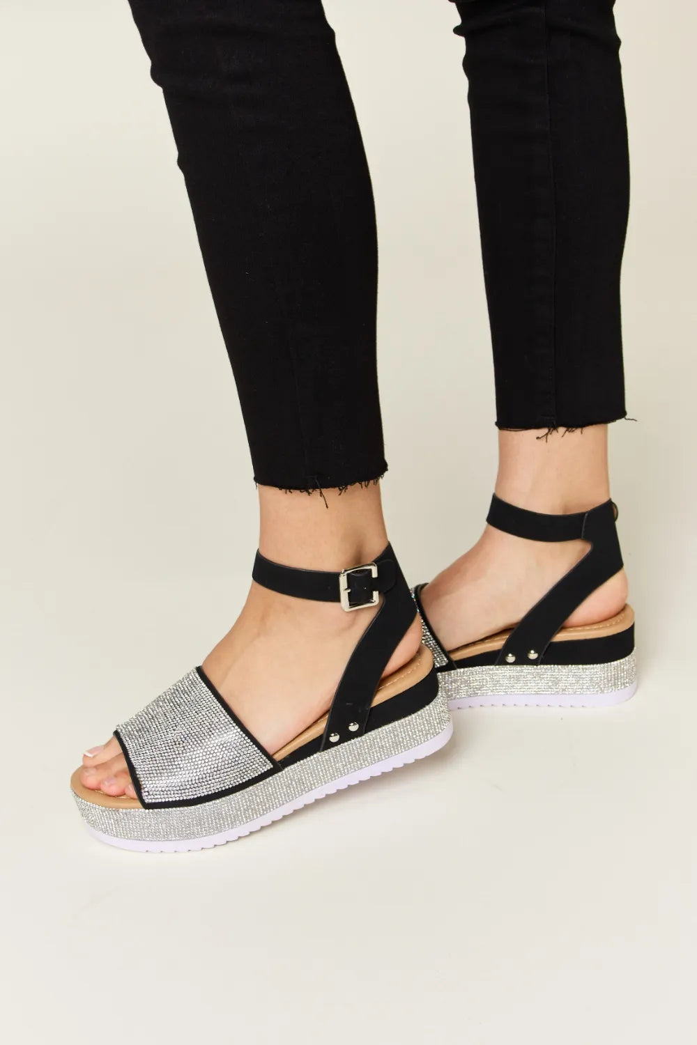 Forever Link Rhinestone Buckle Strappy Wedge Sandals - cas7m