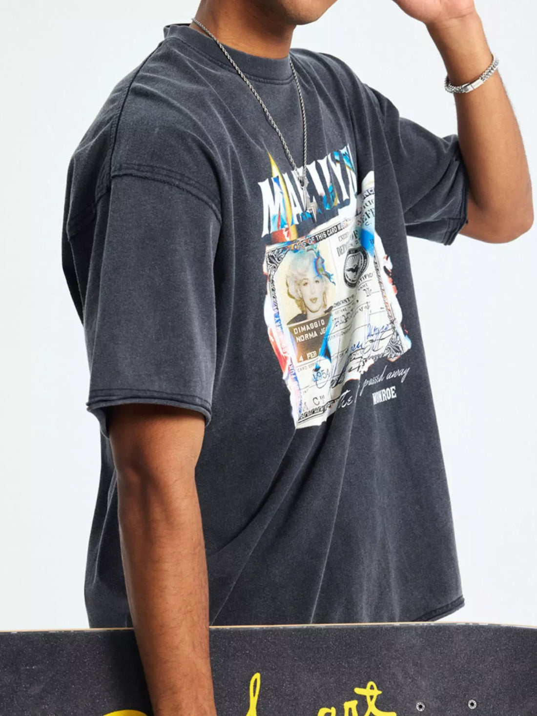 Men's Graphic Round Neck Short Sleeve T-Shirt - cas7m