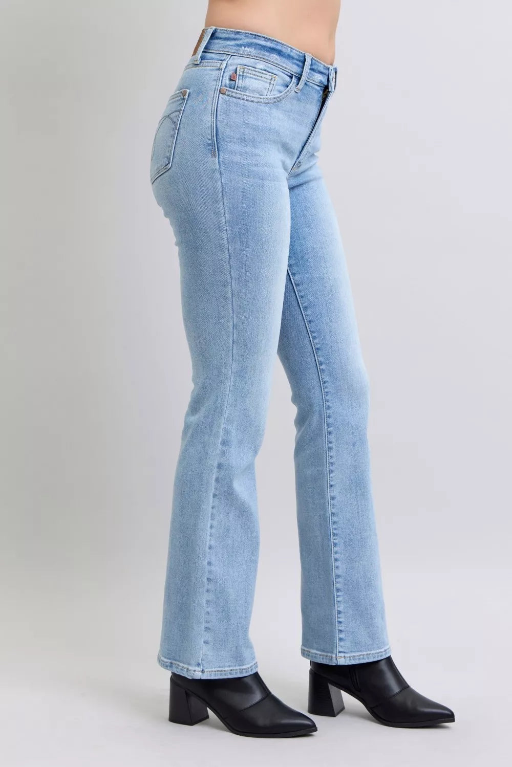 Judy Blue Mid Rise Thermal Bootcut Jeans - cas7m