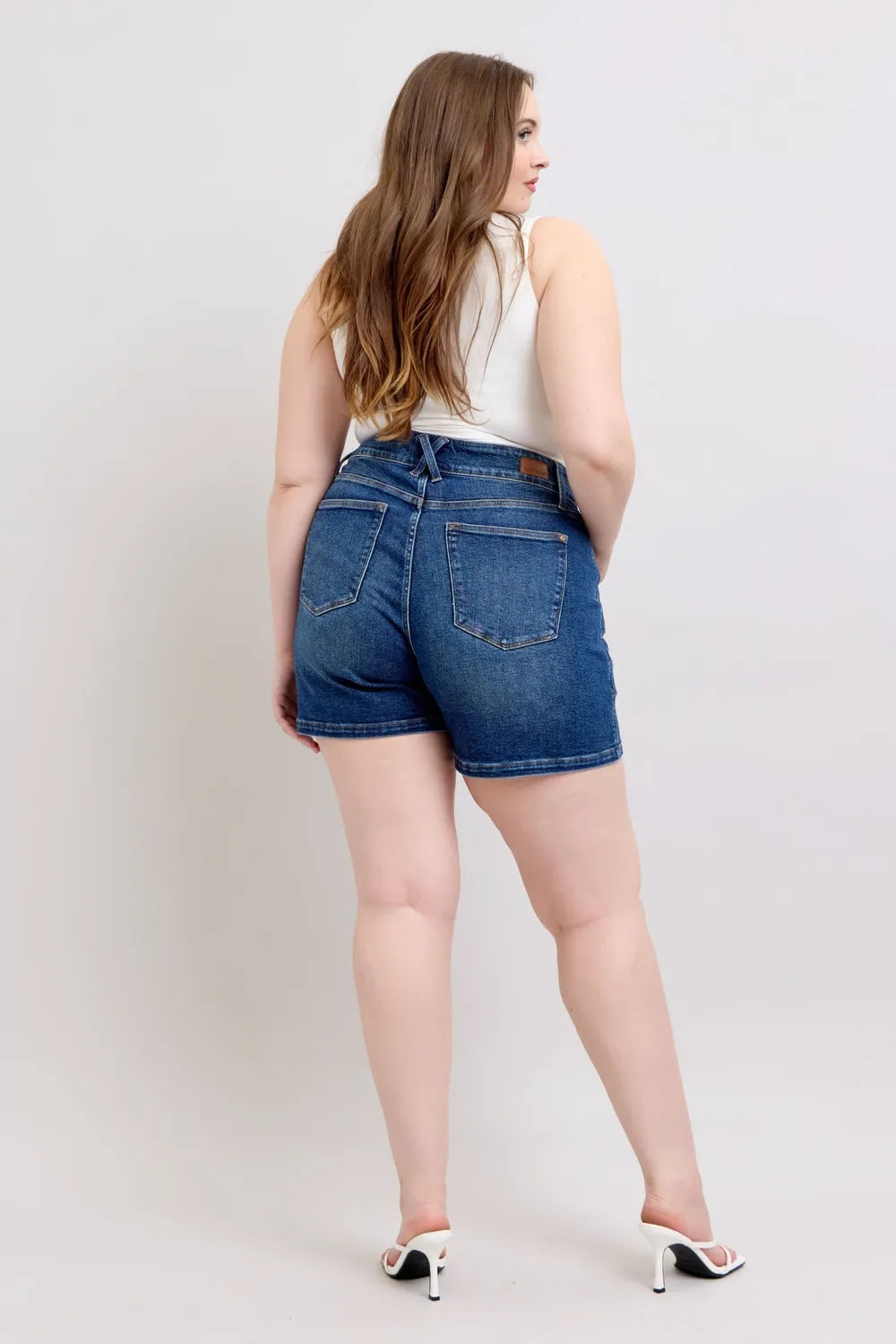 High-Waist Double-Button Denim Shorts - Stylish & Comfortable Fit - cas7m