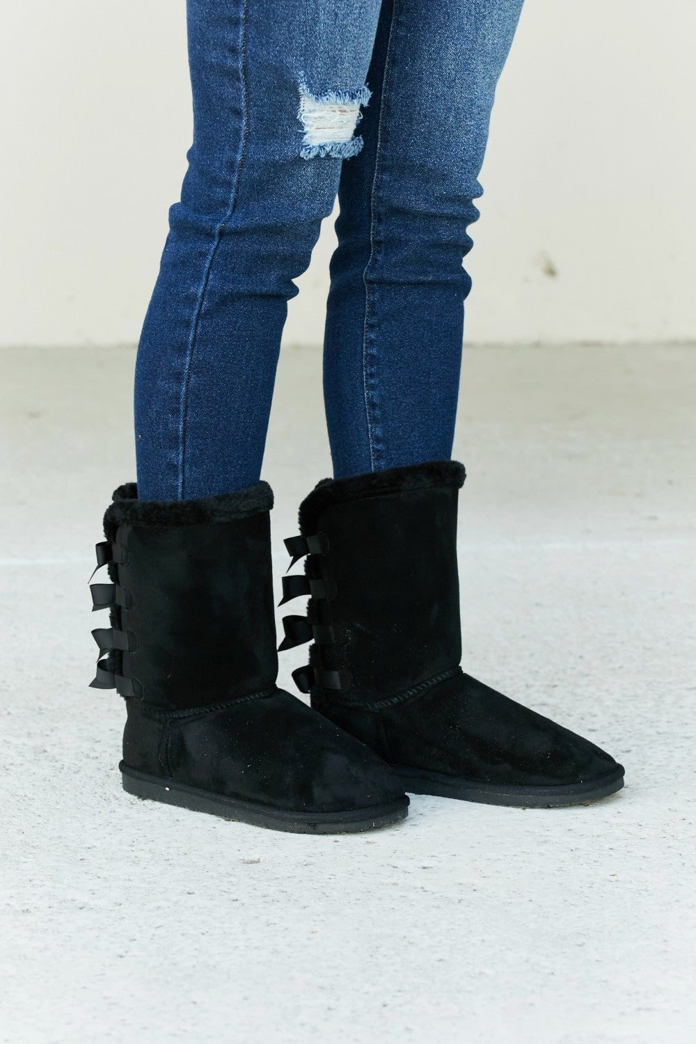 Forever Link Bow Detail Faux Suede Leather Snow Boots - cas7m