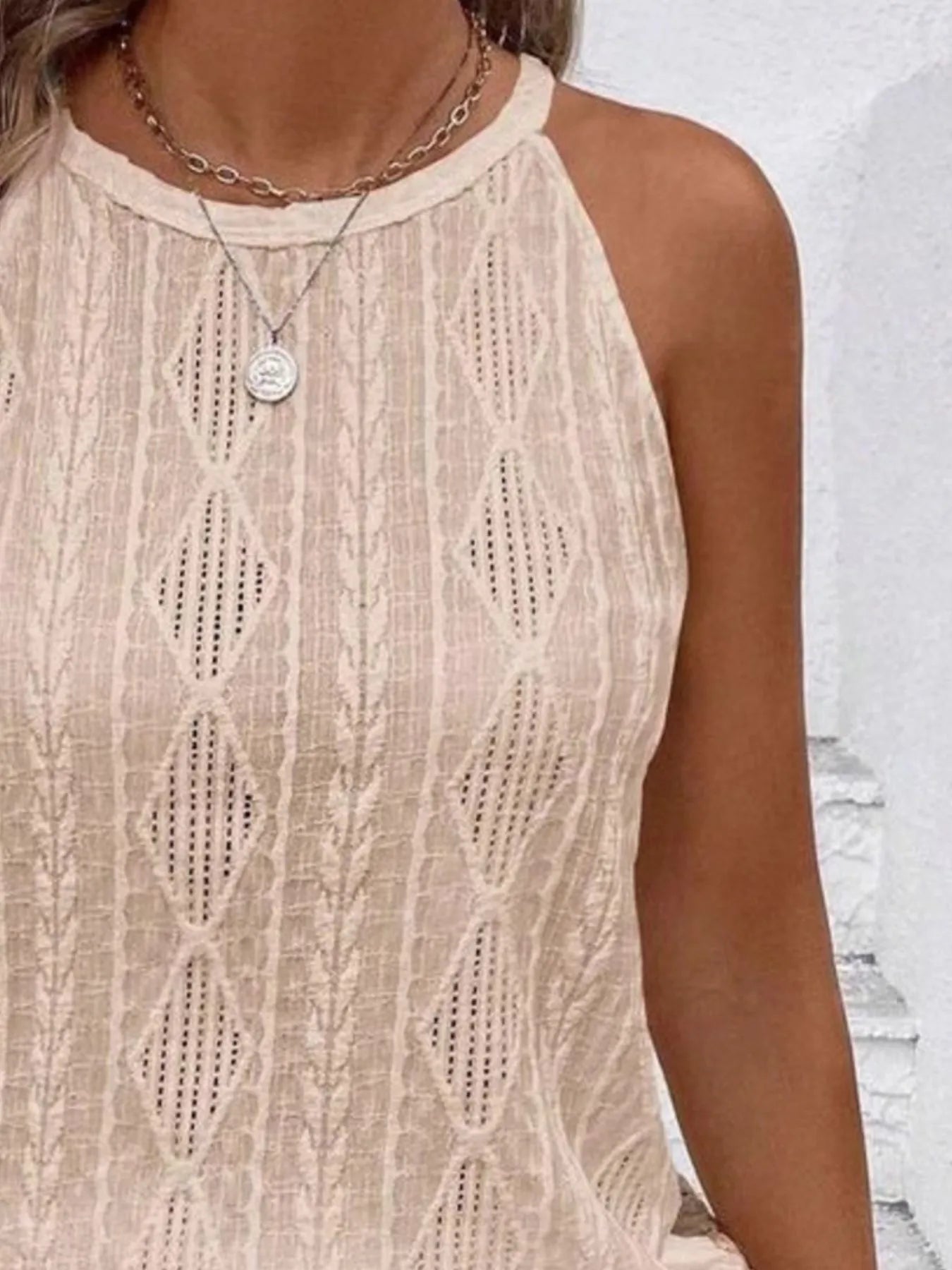 Textured Round Neck Tank - cas7m
