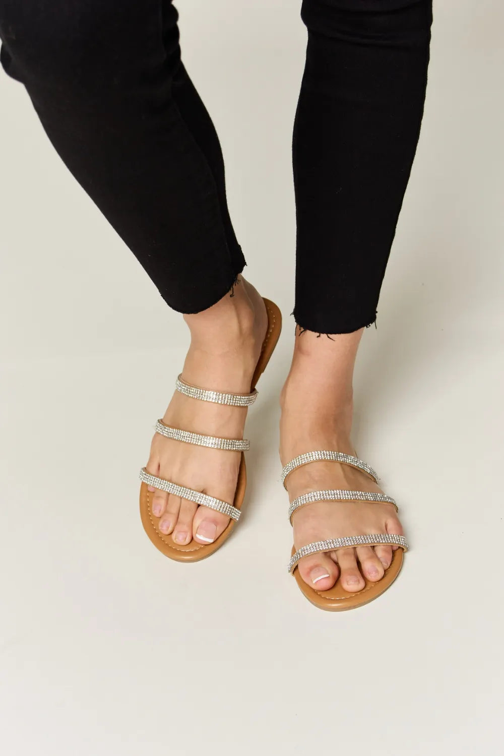 WILD DIVA Rhinestone Three-Strap Flat Sandals - cas7m