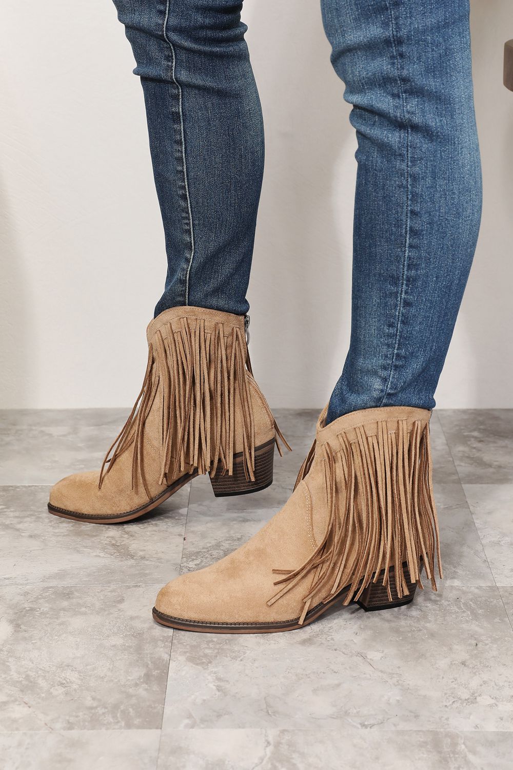Legend Women's Fringe Cowboy Western Ankle Boots - cas7m