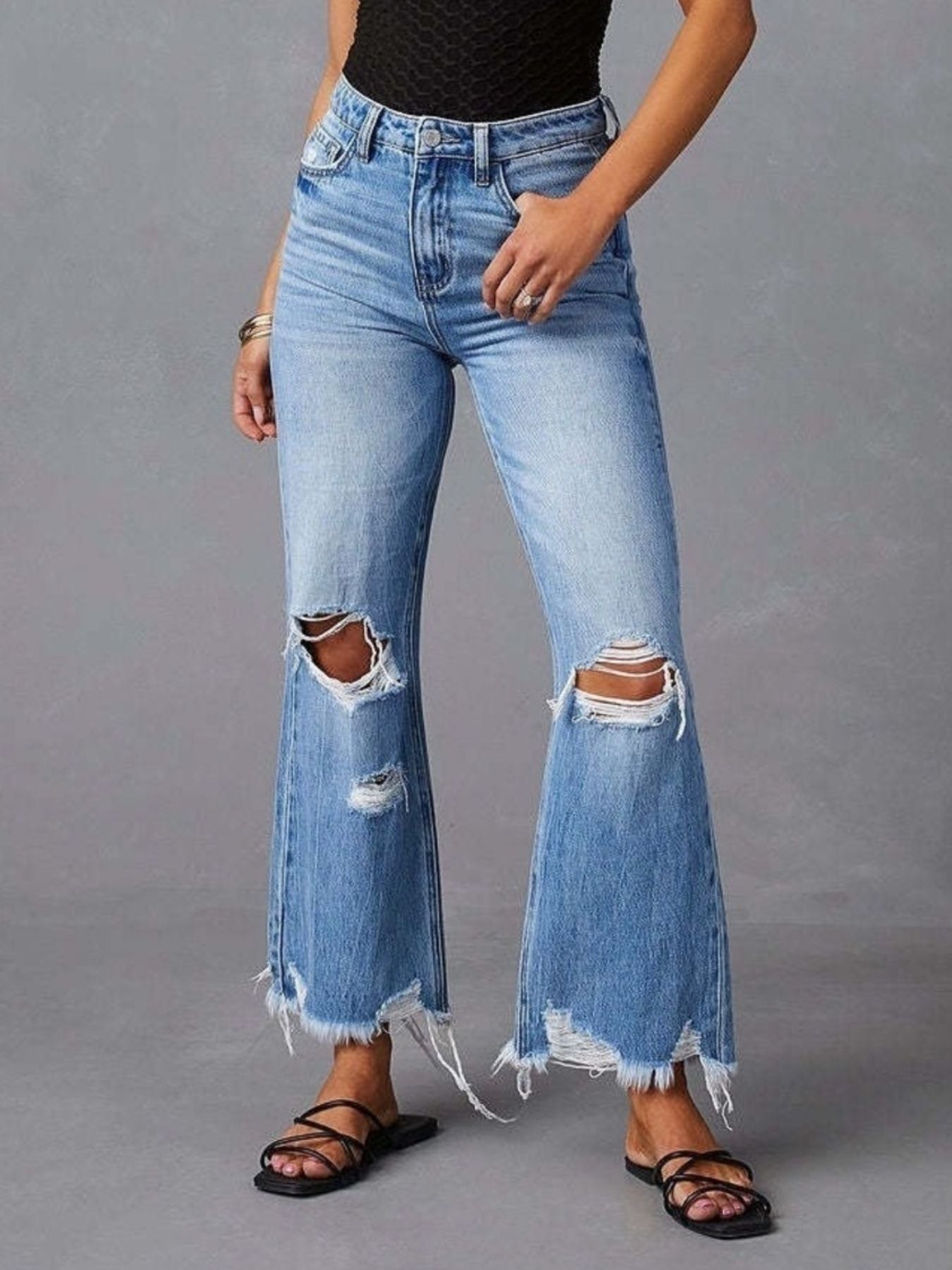 Distressed Raw Hem Flare Jeans - cas7m