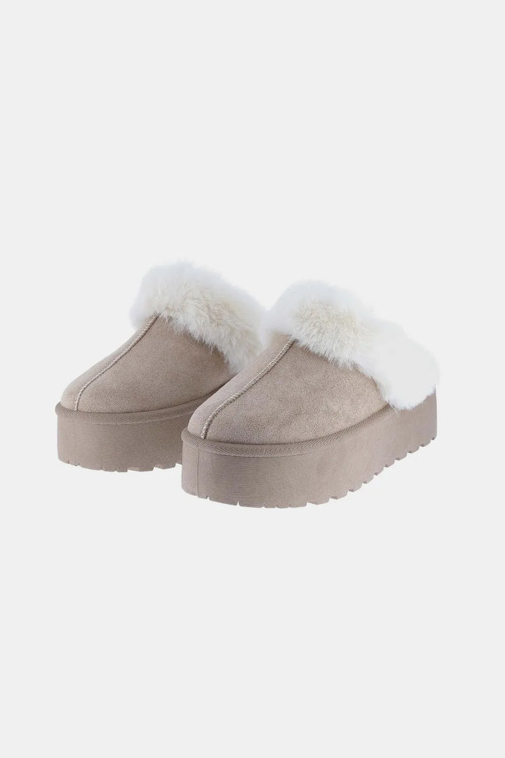 Weeboo Thick Bottom Fur Trim Snow Slippers - cas7m