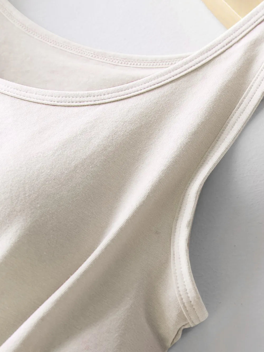Round Neck Tank with Bra - cas7m