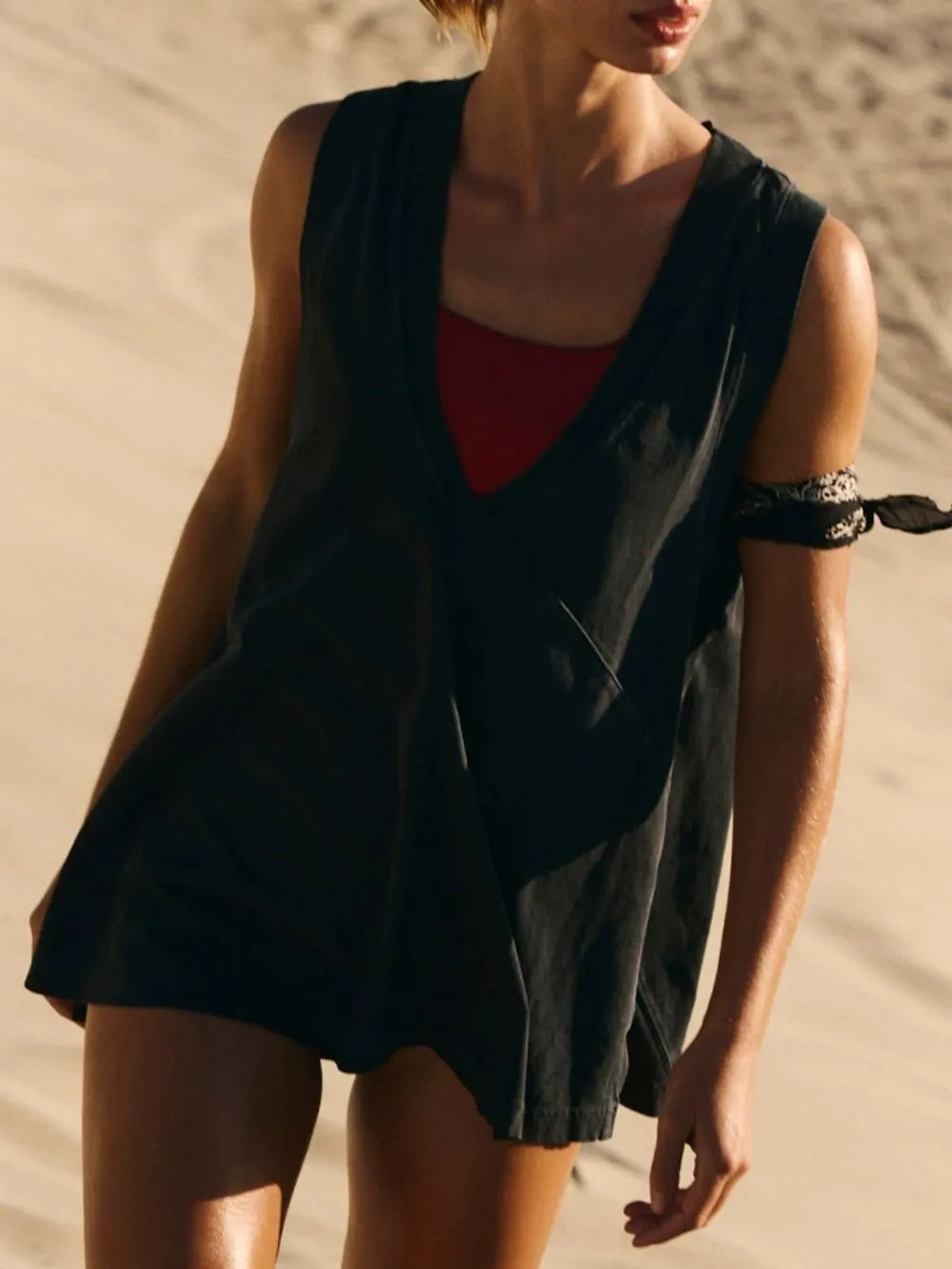 Side Slit V-Neck Tank - cas7m