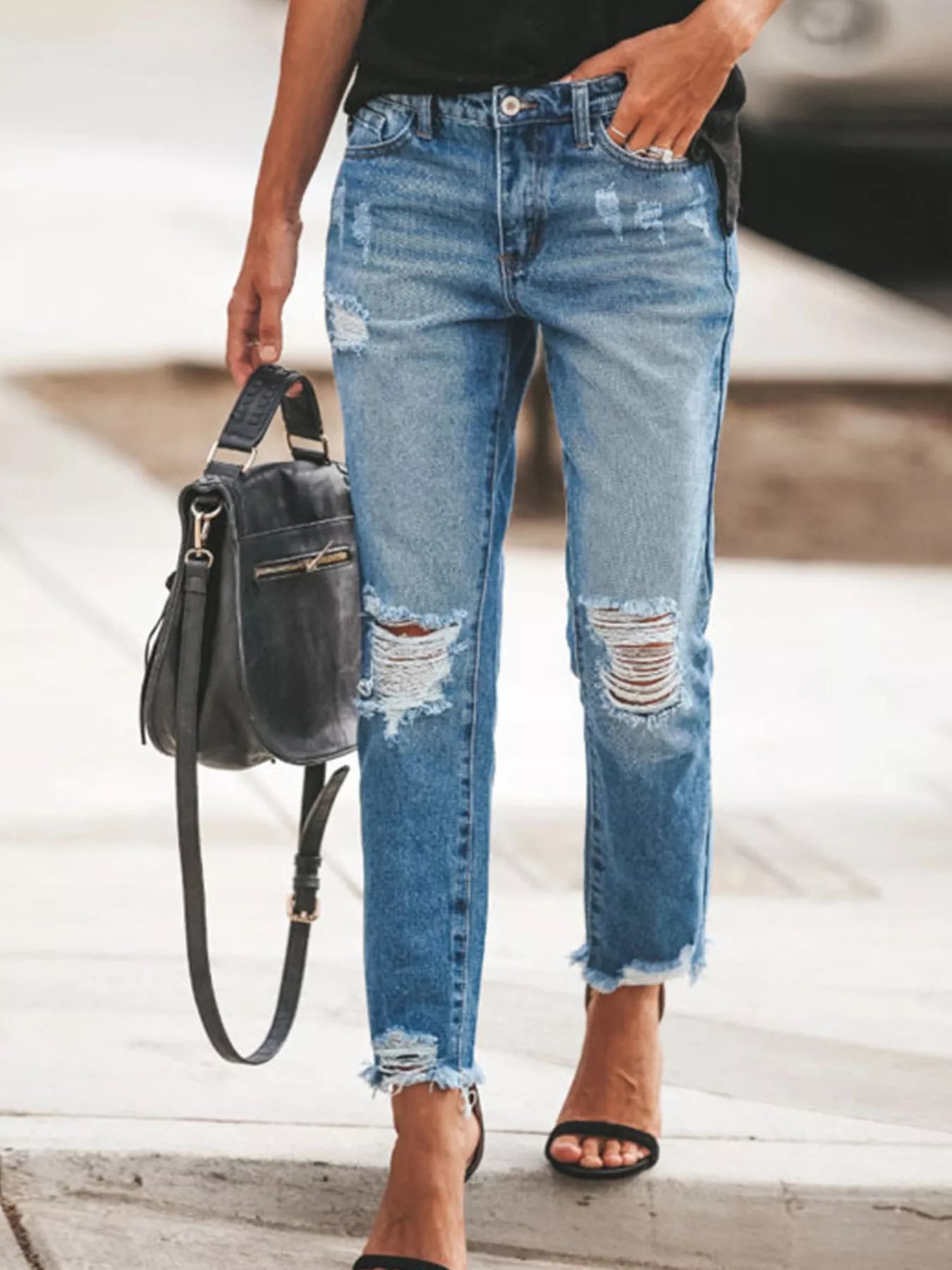 Distressed Wash Ankle Jeans - cas7m
