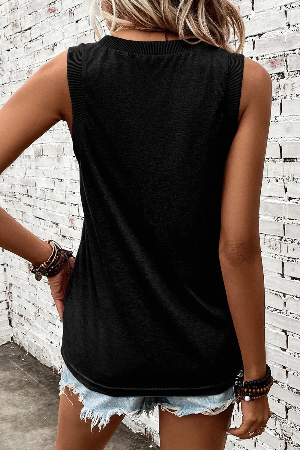 V-Neck Wide Strap Tank - cas7m