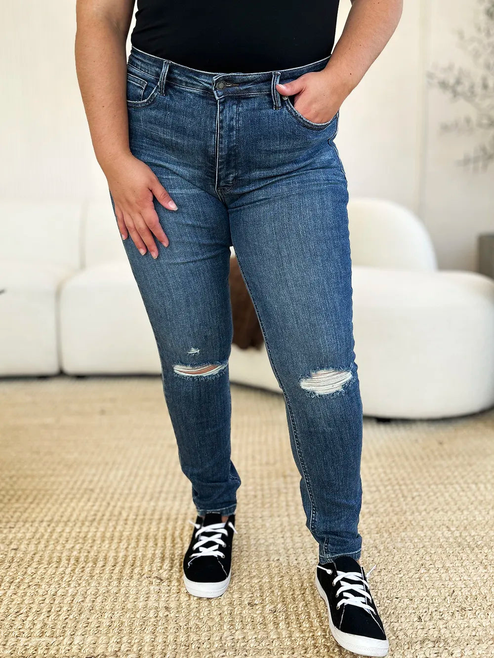 Judy Blue Full Size Mid Waist Distressed Slim Jeans - cas7m