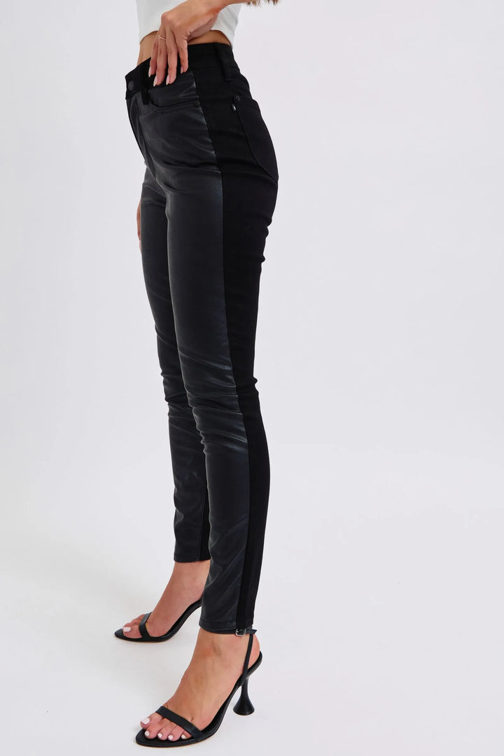 Judy Blue Plus Size HW Faux Leather Skinny Pants - cas7m