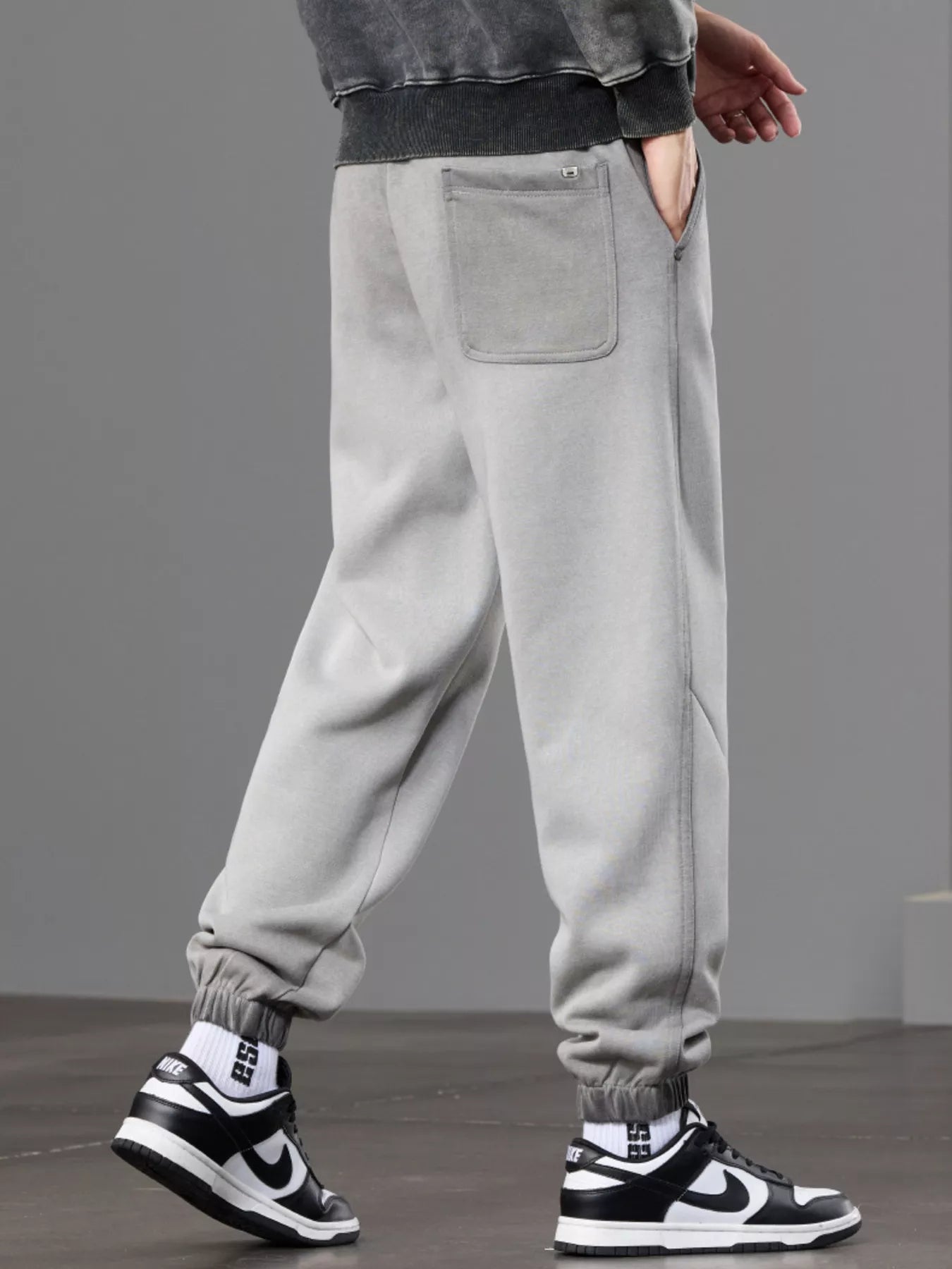 Men's Casual Loose Fit Sweatpants - cas7m