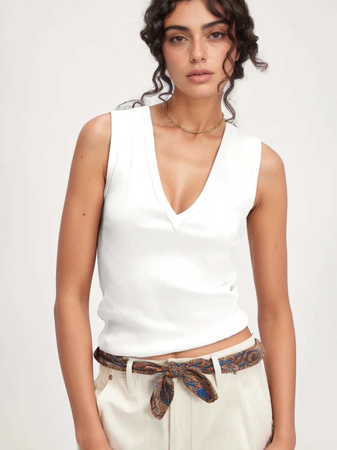 Solid V-Neck Tank - cas7m
