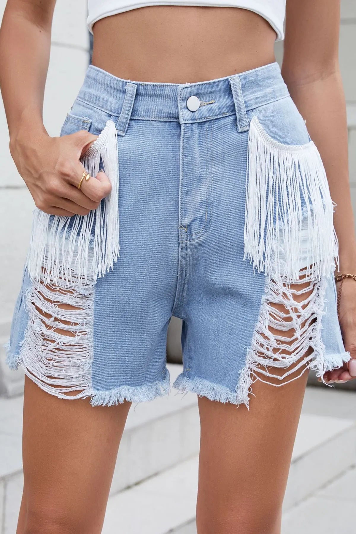 Distressed Fringe Denim Shorts - cas7m