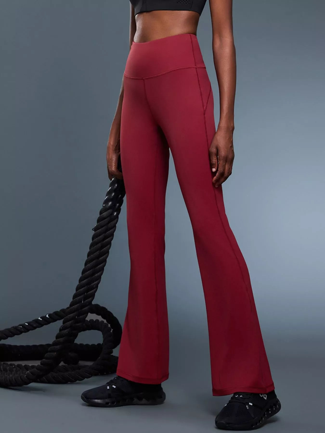 High-Waisted Flare Active Pants - cas7m