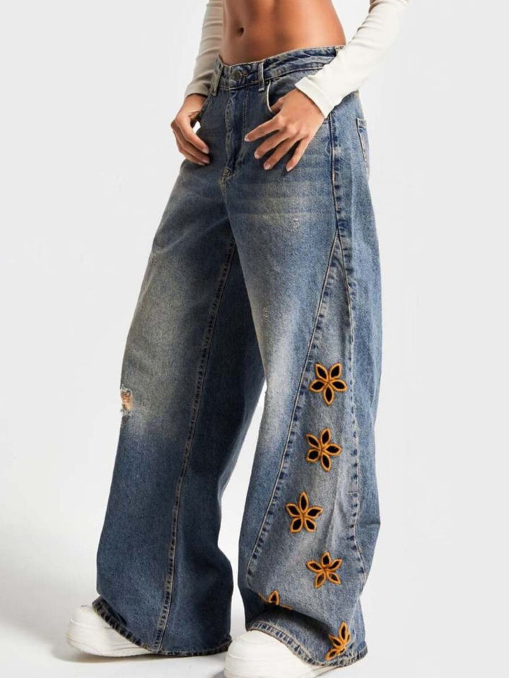 Floral Embroidered Wide Leg Jeans - cas7m