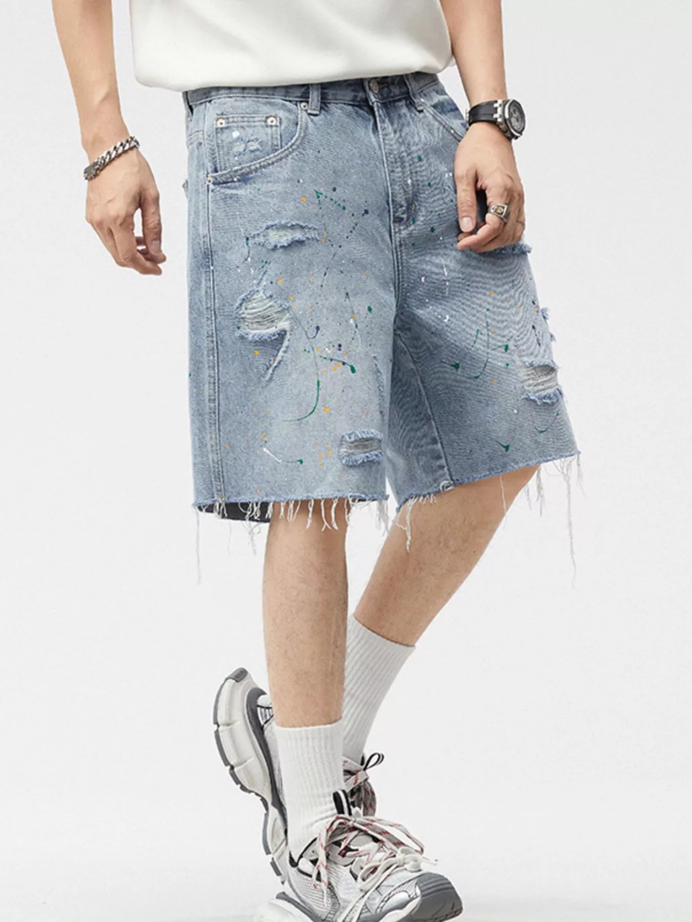 Men's Distressed Paint Splatter Denim Shorts - cas7m